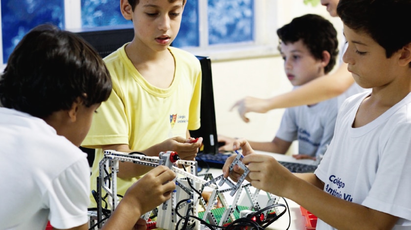 Especial Revista Vieirense: ‘Por dentro da robótica educacional’