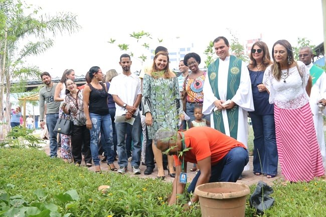 Bosque do Vieira é inaugurado após Missa de abertura do ano letivo