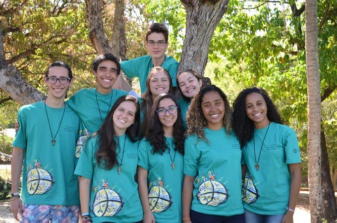 Alunos do Vieira participam do 2º Encontro de Formação Integral da RJE