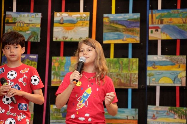 Lançamento de livros do projeto ‘Criações Infantis’ reúne alunos e familiares do 5º ano EF