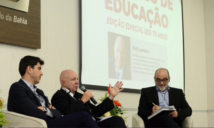 Vieira participa da primeira edição internacional da série Diálogos de Educação