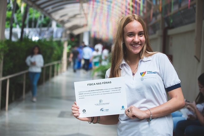 Aluna do Vieira participa do projeto “Física nas Férias” da UNICAMP