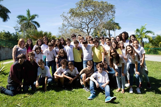 Alunos do 7° ano EF realizam aula de campo em instituições de Salvador