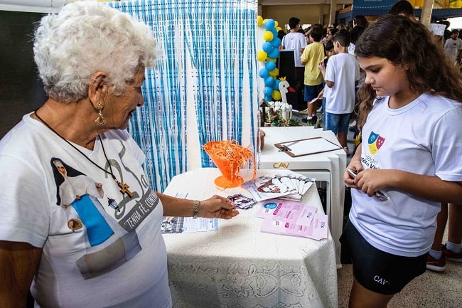 Semana do Voluntariado mobiliza alunos do Vieira para ações cidadãs