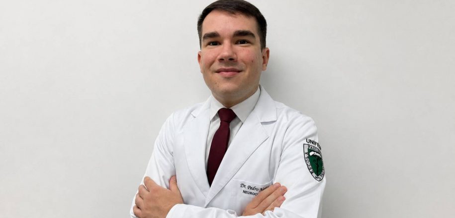 Ex-aluno do Vieira, neurocirurgião Pedro Ramiro Muiños conquista 1º lugar na Prova de Título da SBN