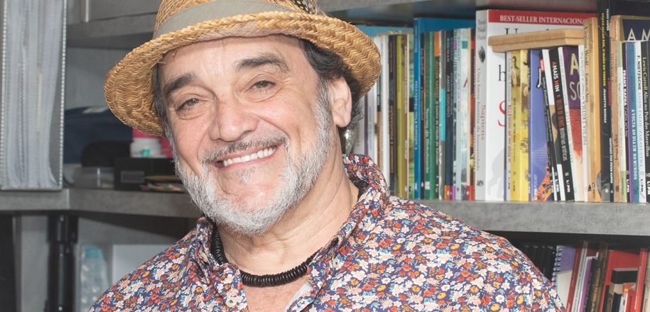 ENTREVISTA – Prof. Zelão destaca vivências dos professores e insurgências curriculares na educação do século 21