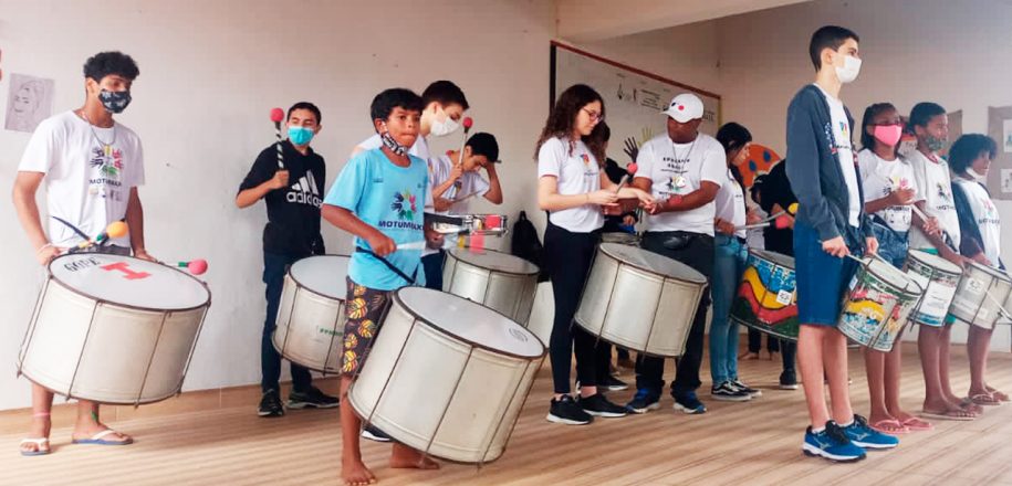 Estudantes do Vieira visitam Capdever em Experiência de Cidadania