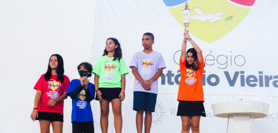 Olimpíada Santo Inácio e Jogos Internos movimentam quadras do Vieira