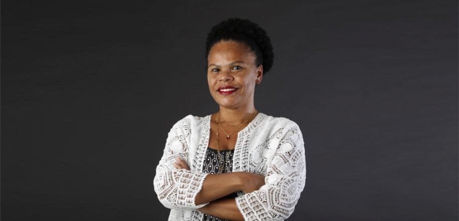 Integrante da Articulação Afro Brasil SJ, Profa. Valdenice Raimundo é entrevistada por Comitê para Educação Étnico-Racial e professores do Vieira