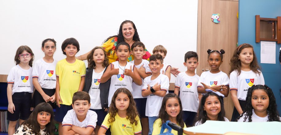 Volta às aulas do Ensino Fundamental é repleta de sorrisos e muito entusiasmo
