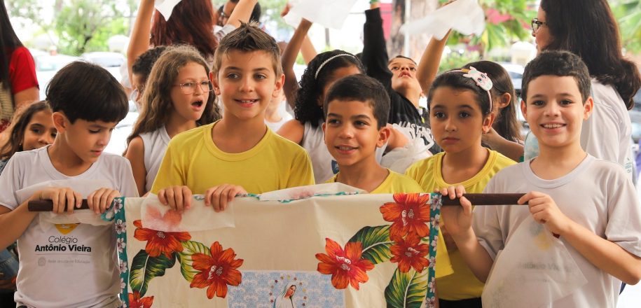 ROMARIA – Amor de Maria inspira mães vieirenses em semana de Dia das Mães e Nossa Senhora 