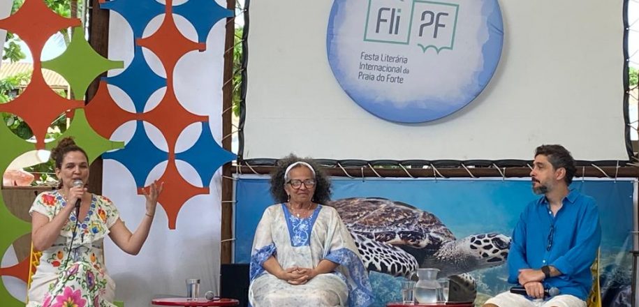 Vieira marca presença na Festa Literária Internacional de Praia do Forte
