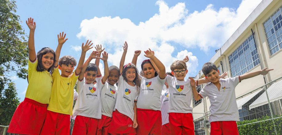 ‘Nova escola: momento singular na vida do estudante’, por Lívia Farani
