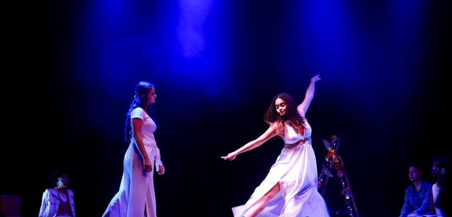 Estudantes da Avla dão show de interpretação no espetáculo ‘Se essa lua fosse minha’