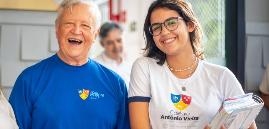 Ministro aposentado do STJ escolhe visita ao Vieira para celebrar aniversário de 80 anos