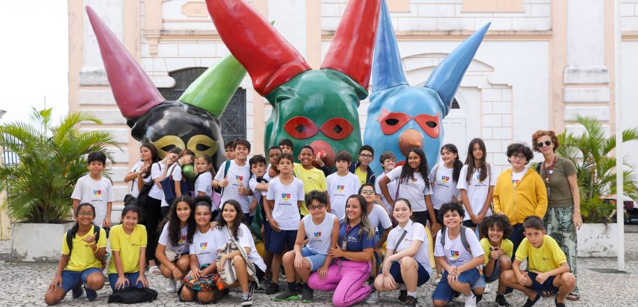 Após estudos sobre a cultura nordestina, estudantes vieirenses visitam Museu do Carnaval