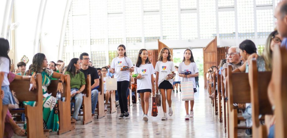 Pastoral do Vieira dá início à catequese de alunos