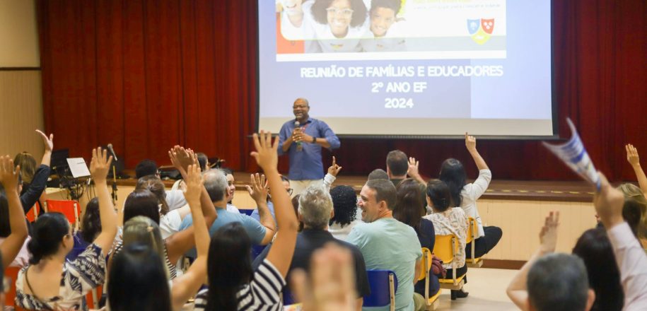Em reuniões com famílias, Vieira reafirma compromisso por educação de excelência acadêmica aliada a princípios humanísticos
