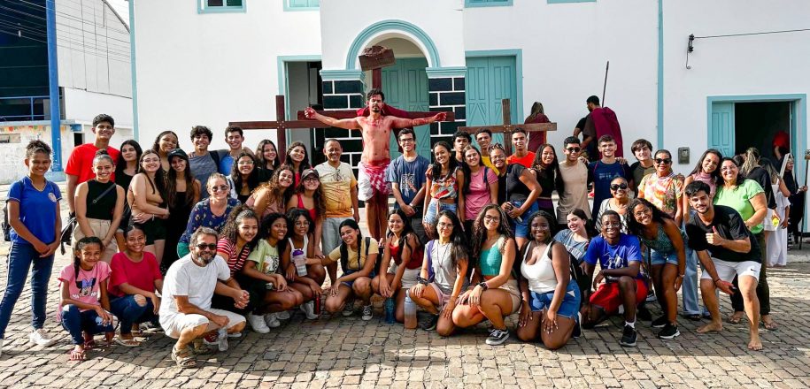 Semana Santa Jovem do Vieira em Capim Grosso, no sertão baiano, celebra 20 anos