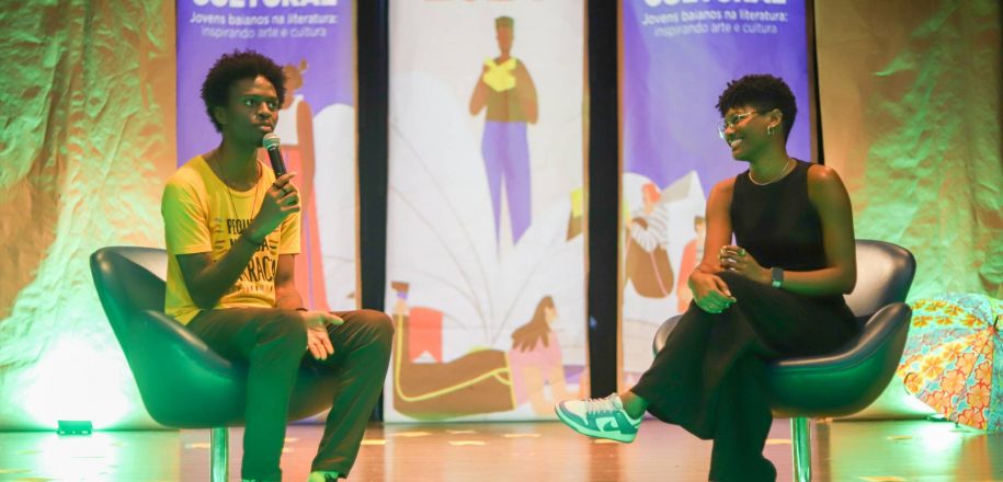 Arena Cultural incentiva estudantes adolescentes no gosto pela literatura e arte