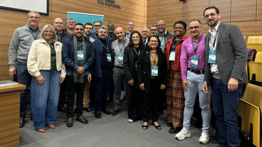 Lideranças da RJE participam de encontro de diretores da Flacsi em Buenos Aires