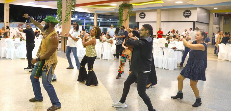 Professores do Vieira têm momento de confraternização especial