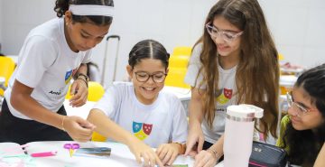 Estudantes do Vieira produzem painéis sobre impacto das transformações geográficas em Salvador