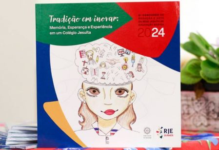 Unidades da RJE participam de lançamento do livro do 8º Concurso de Redação e Arte