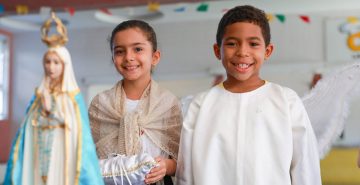 Crianças vieirenses protagonizam encenação da Coroação de Nossa Senhora 