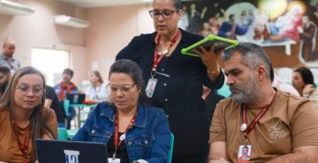 Professores do Vieira têm nova formação sobre uso da IA na educação e técnicas para correção de provas
