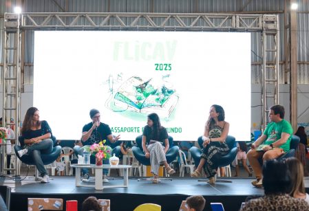 Flicav incentiva leitura de livros e interação familiar em tempos de excesso de telas
