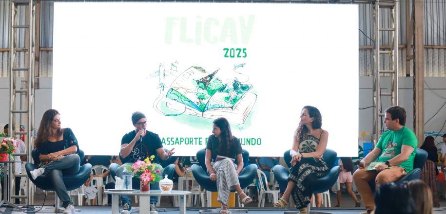 Flicav incentiva leitura de livros e interação familiar em tempos de excesso de telas