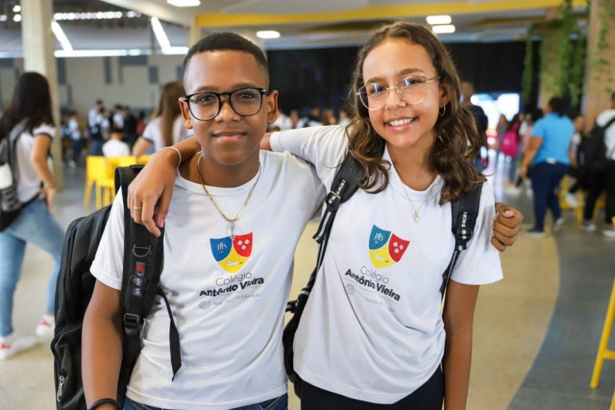 Dia do Estudante: colaboradores do Vieira revelam afeto nas frases mais ditas pelos alunos