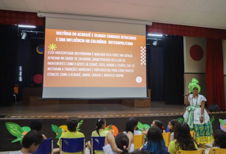 Setembro de caruru, acarajé e abará no paladar e nas aprendizagens de crianças do Vieira