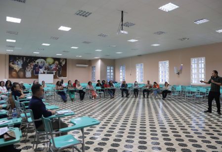 Em formação continuada, gestores do Vieira reafirmam ações para promoção do bem-estar