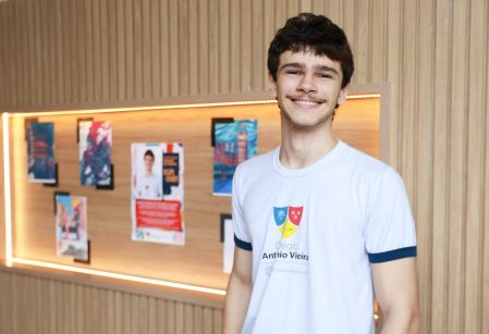 Felipe Cohim expõe talento e sensibilidade no projeto 'LiterArte' da Biblioteca Jorge Amado  