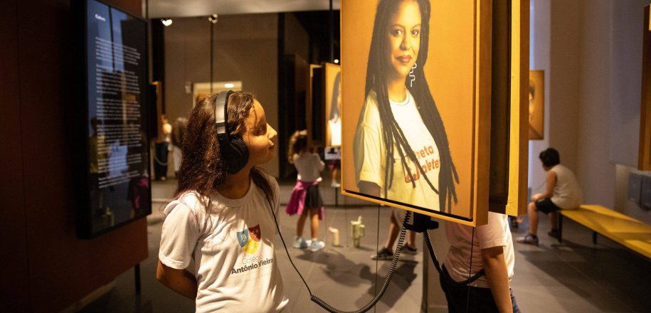 Estudantes do Vieira consolidam múltiplas aprendizagens em visita à Casa das Histórias e Osid