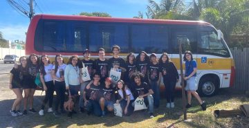 Estudantes do NAV ampliam repertório em atividade de campo no Parque das Dunas