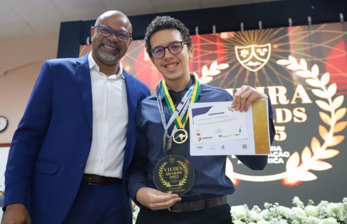 Vieira Awards premia mais de 300 estudantes por desempenho em Olimpíadas do Conhecimento