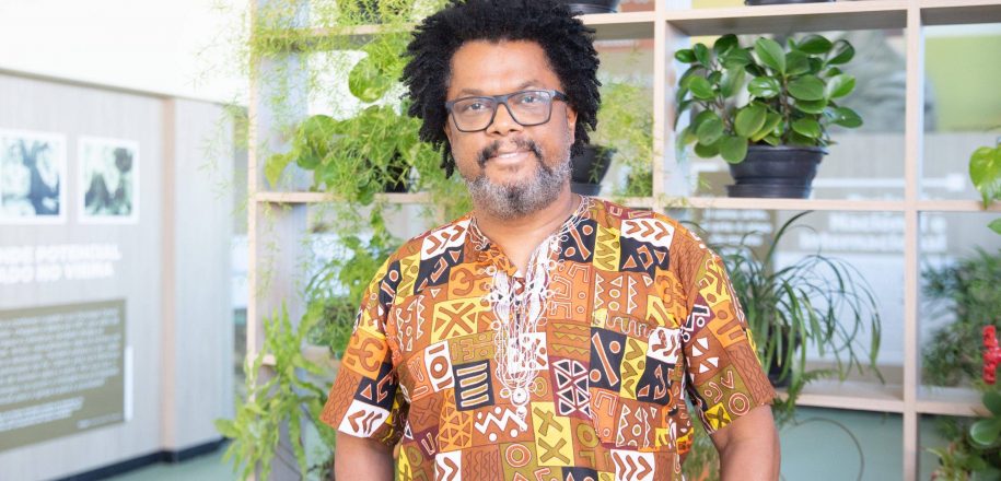 DIA DA CONSCIÊNCIA NEGRA – Professor do Vieira participa da série ‘Na Luta contra o Racismo’ da RJSA