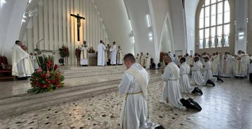 Novos padres ordenados no Santuário Nossa Senhora de Fátima realizam primeiras missas