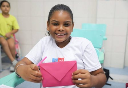 ANO NOVO – Crianças escrevem cartas para futuro