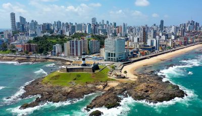 Corrida do Vieira, no Farol, arrecada kits escolares para estudantes em situação de vulnerabilidade