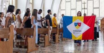 Missa de Abertura do Ano Letivo reúne colaboradores em pedido de bênçãos para novos avanços em 2026    