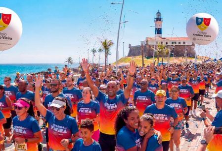 Com mais de 2 mil inscritos, Corrida do Vieira promove encontro de gerações domingo no Farol da Barra