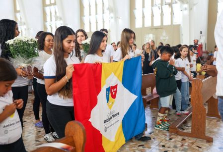 Missa de Ação de Graças reuniu comunidade escolar para celebrar 115 anos do Vieira 