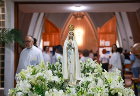 Missa especial no Santuário Nossa Senhora de Fátima encerra neste domingo (31) programação da Coroação de Maria