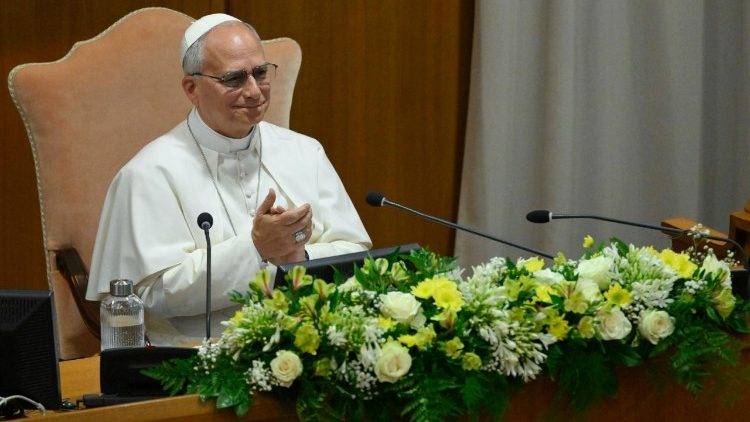 Hora de ‘Desarmar a IA’, alerta Papa Leão XIV em primeira encíclica: Magnifica humanitas