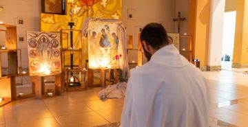 Capela Santo Inácio, no Vieira, acolhe fiéis para Oração de Taizé