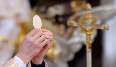 Corpus Christi é celebrado com missas em Salvador